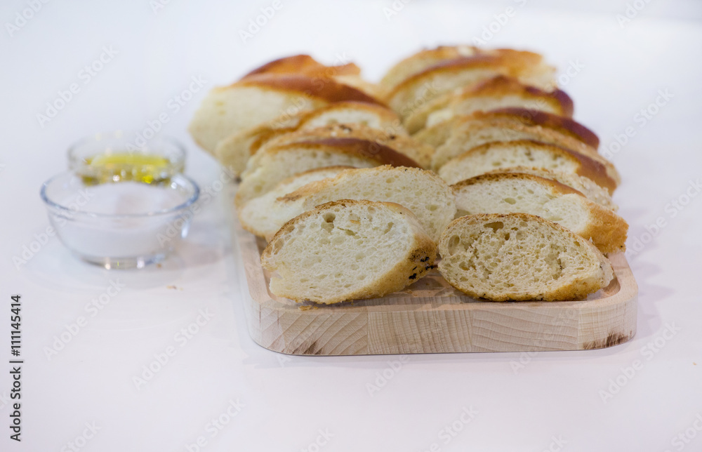 Bread with olive oil and salt