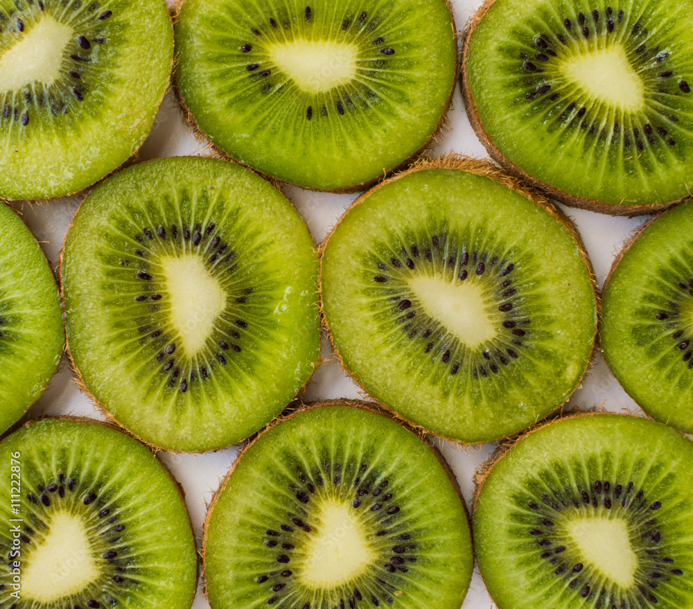 Kiwi slices