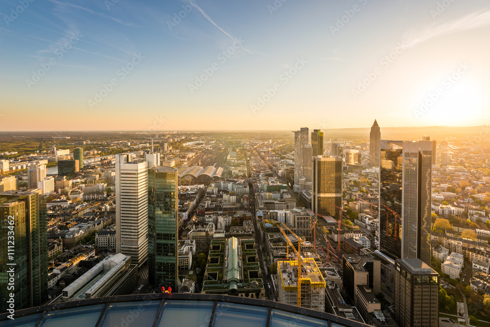 Sonnenuntergang in Frankfurt am Main, Deutschland