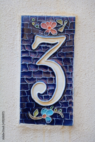 Obraz na płótnie number three