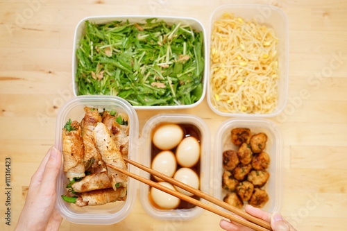 作りおき タッパー 保存食 冷蔵庫 チルド お弁当 おかず お惣菜 / store foods for lunch box in refrigerator  photo