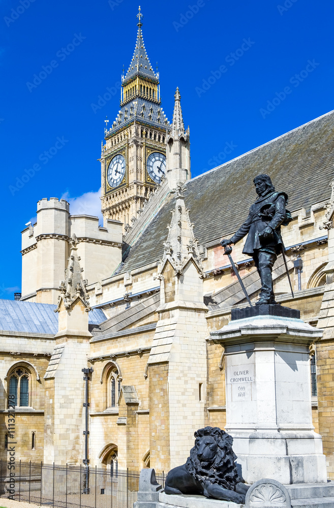 London, the Cromwell statue in front of the Westminster palace seat of Parliament