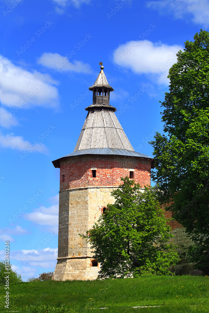 Zaraysk Kremlin wall tower