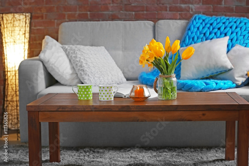 Beautiful interior with yel...