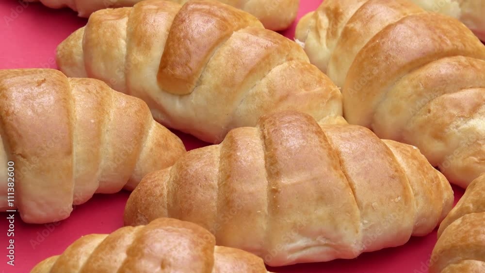 croissant rotate croissant rotate