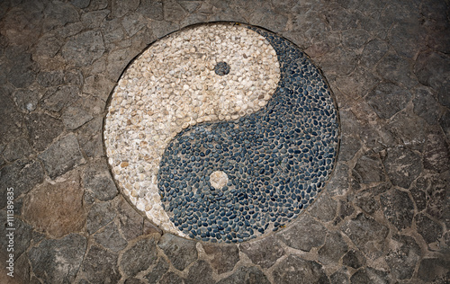 Fotografie Yin Yang Symbol in mosaic floor