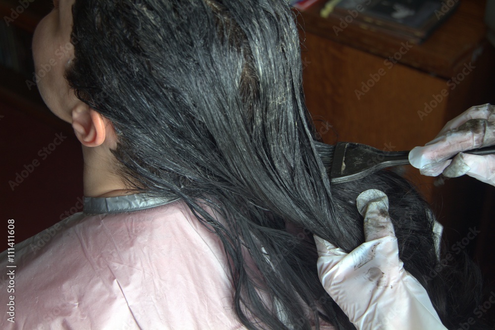 Fototapeta premium hair coloring in a beauty salon