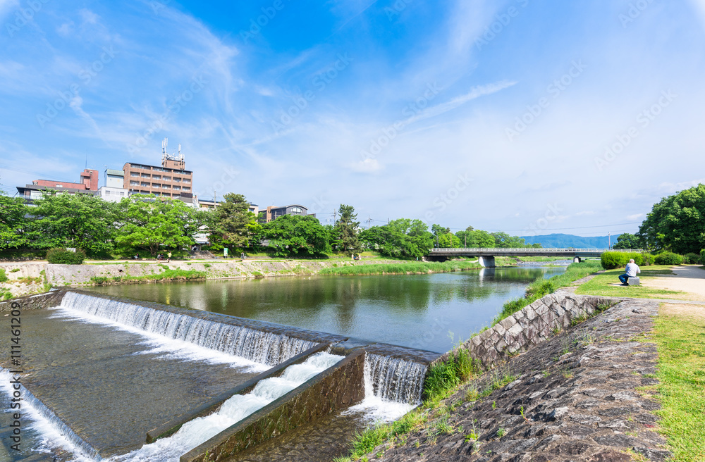 京都　新緑の賀茂川