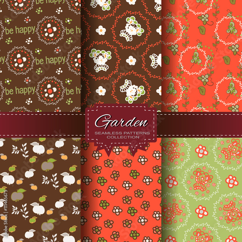 Set Of Seamless Floral Patterns