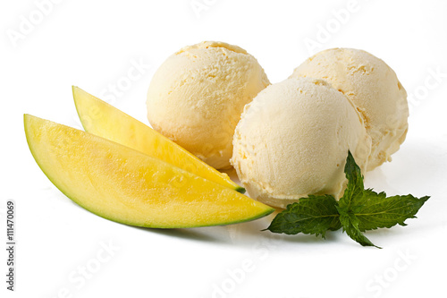 Balls of mango ice cream