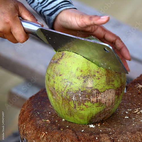 Coconut preparation: cutting