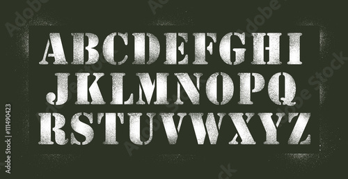 Alphabet au pochoir