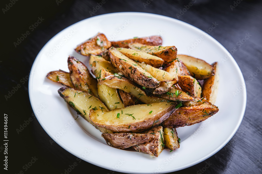 potatoes on a rural, green, french fries, the food in the restaurant