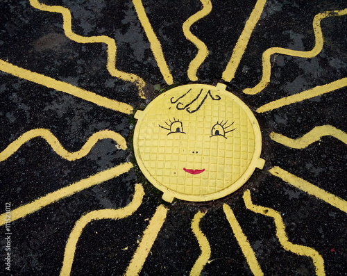  paint , paint on the pavement , drawing, sun , brightness , warmth , smile , joy , asphalt , decoration, positive, rays , eyes , children , 
