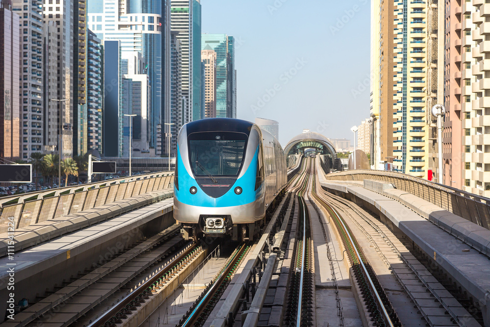 Naklejka premium Dubai metro railway