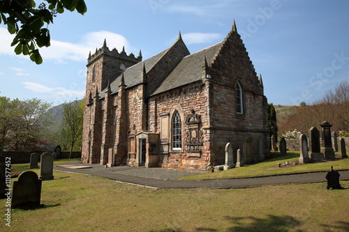 Tela L'église de Duddingston à Edimbourg – Ecosse