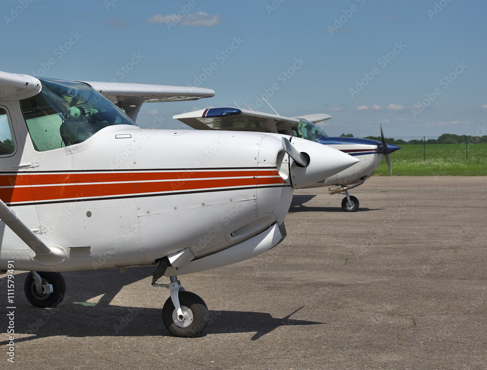 Light private planes Light private planes
