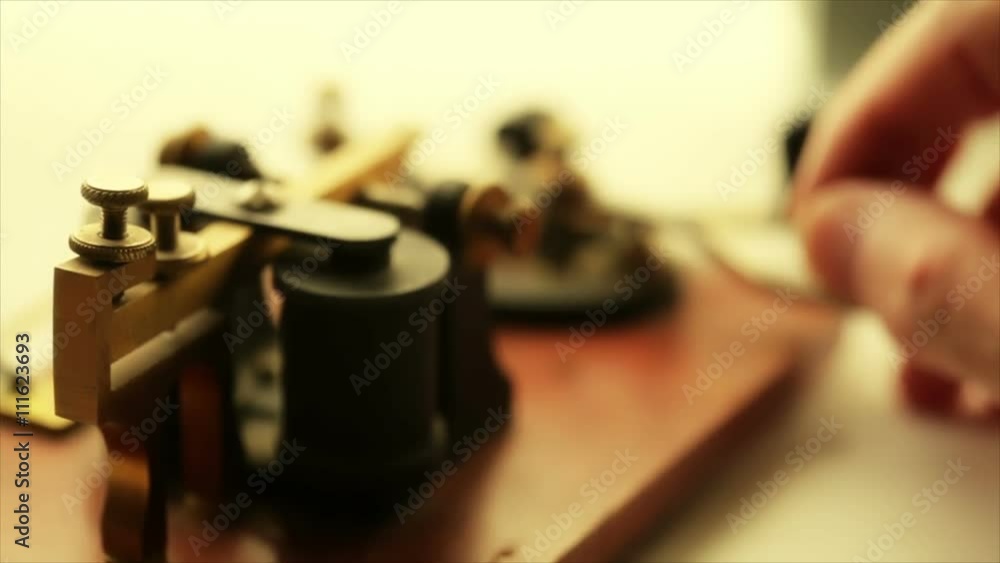 shallow DOF of a telegraph sending morse code shallow DOF of a telegraph sending morse code