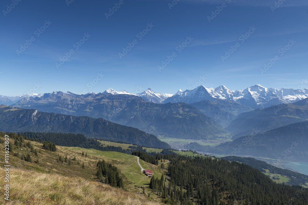 Schweiz, Blick vom Niederhorn zu Eiger, Mönch und Jungfrau