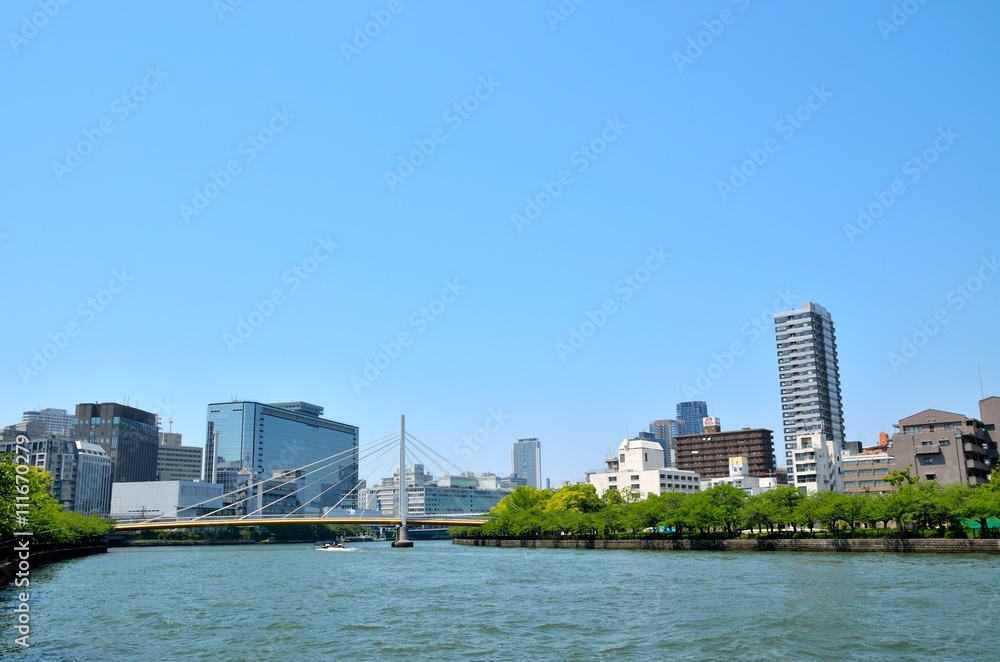 大阪大川沿いの風景