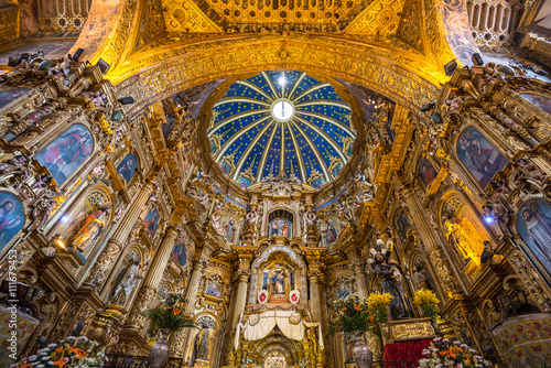 Billede på lærred Interior of San Francisco Church in old town of Quito, Ecuador.