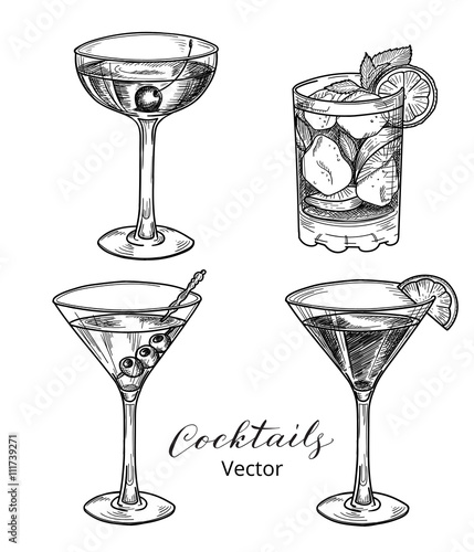 Hand drawn set of alcoholic cocktails