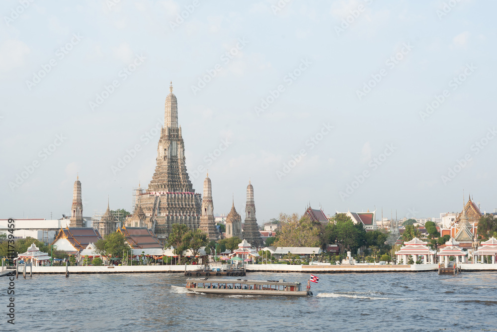 Wat Arun and its Sophisticated Architecture in day light Wat Arun and its Sophisticated Architecture in day light