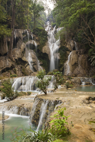Fototapeta Naklejka Na Ścianę i Meble -  kuang Si waterfall in Luang Prabang, Laos