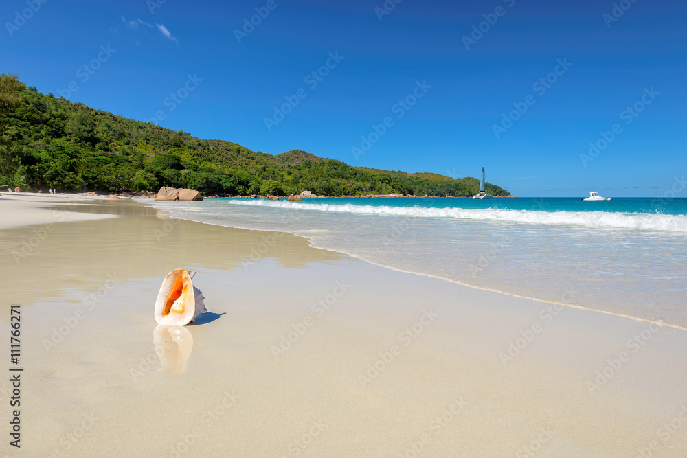 Idyllic Anse Lazio beach at Praslin island, Seychelles