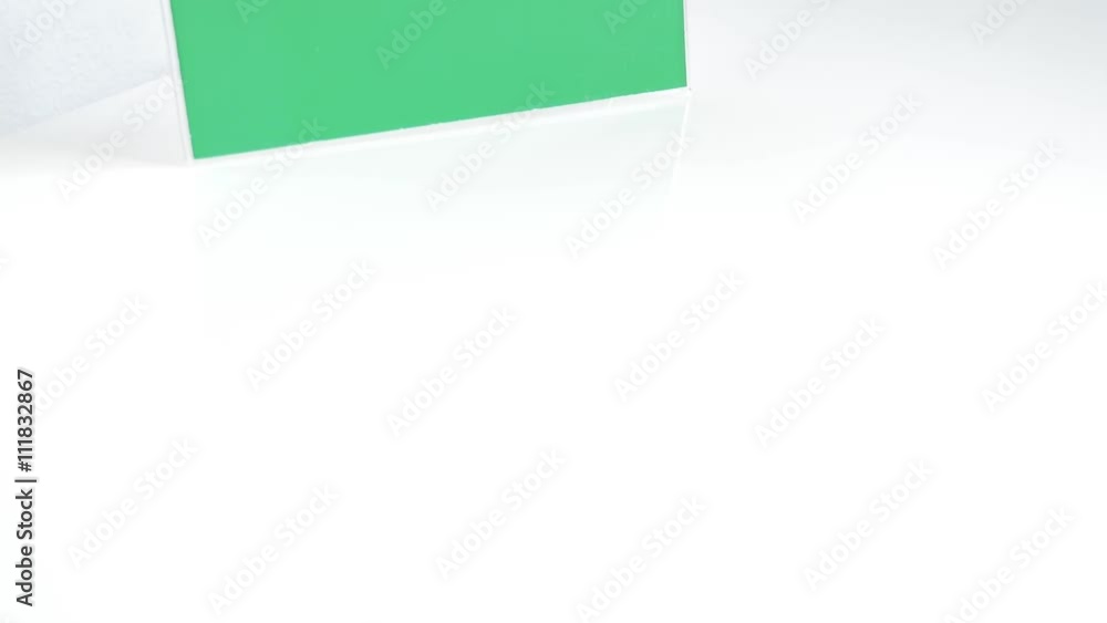 Green screen empty photo frame pannel 4K UHD 3840X2160 pan footage - Photo frame green screen 4K UHD 2160p video Green screen empty photo frame pannel 4K UHD 3840X2160 pan footage - Photo frame green screen 4K UHD 2160p video