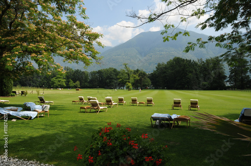 Schweizer Luxushotellerie: Gartenanlage des Luxushotel Castello del Sole in Ascona photo