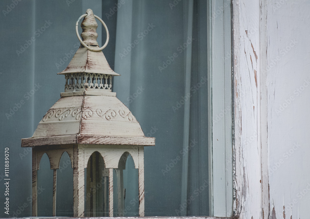 Obraz premium lantern in the window