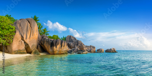 Fototapeta tropical anse source d'argent beach on la digue island seychelles