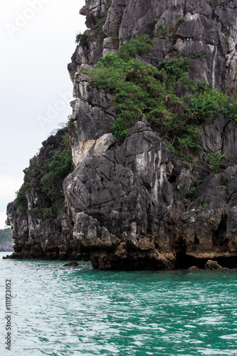 Beautiful scenery Vietnam mountains water landscape rocks © Diana Savich