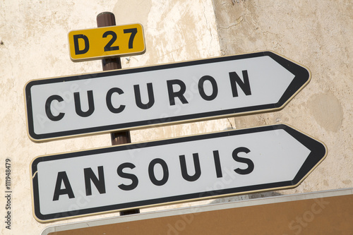 Road Sign to Cucuron and Ansouis from Lourmarin photo