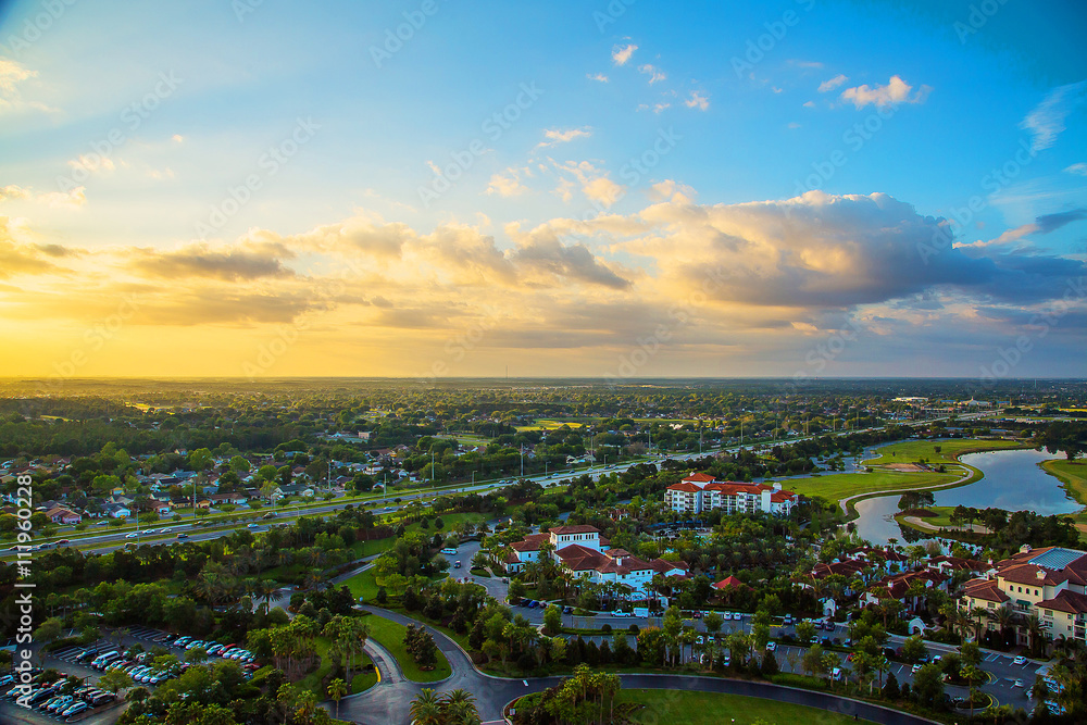 Obraz premium Beautiful aerial sunset view of the Orlando city in Florida