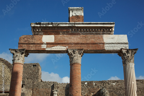 Pompeii ruins