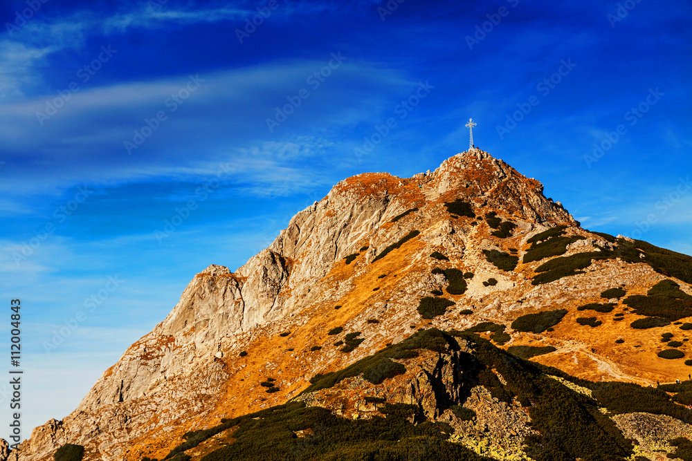 Obraz premium Mountain landscape with rocks and Giewont peak