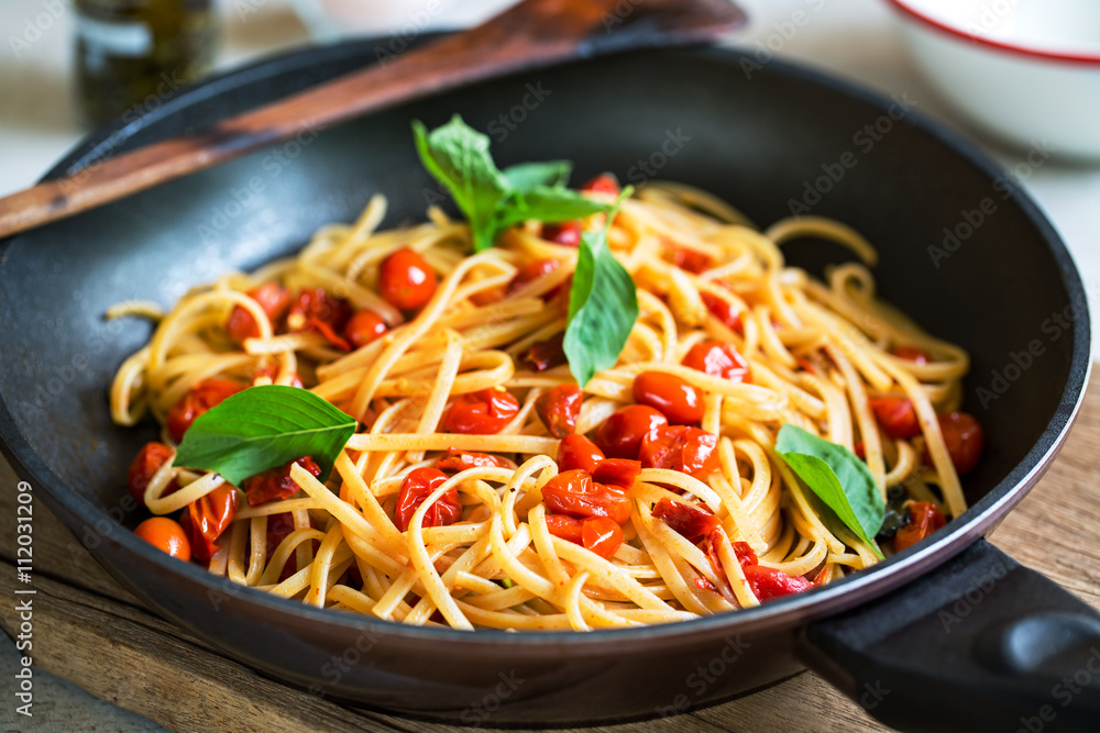 Fettuccine with cherry tomatoes Fettuccine with cherry tomatoes