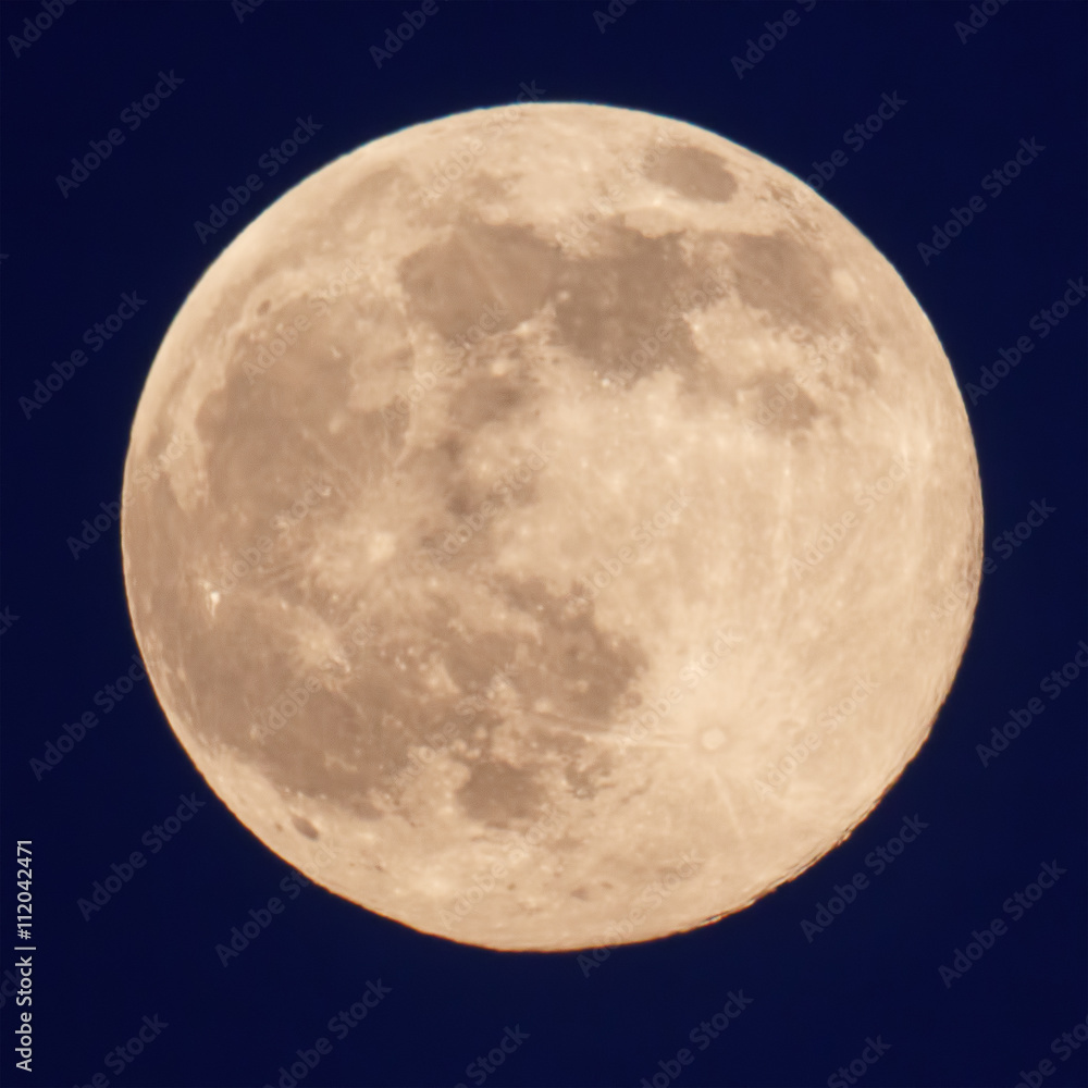 Obraz premium Photos of the full moon in the night sky.