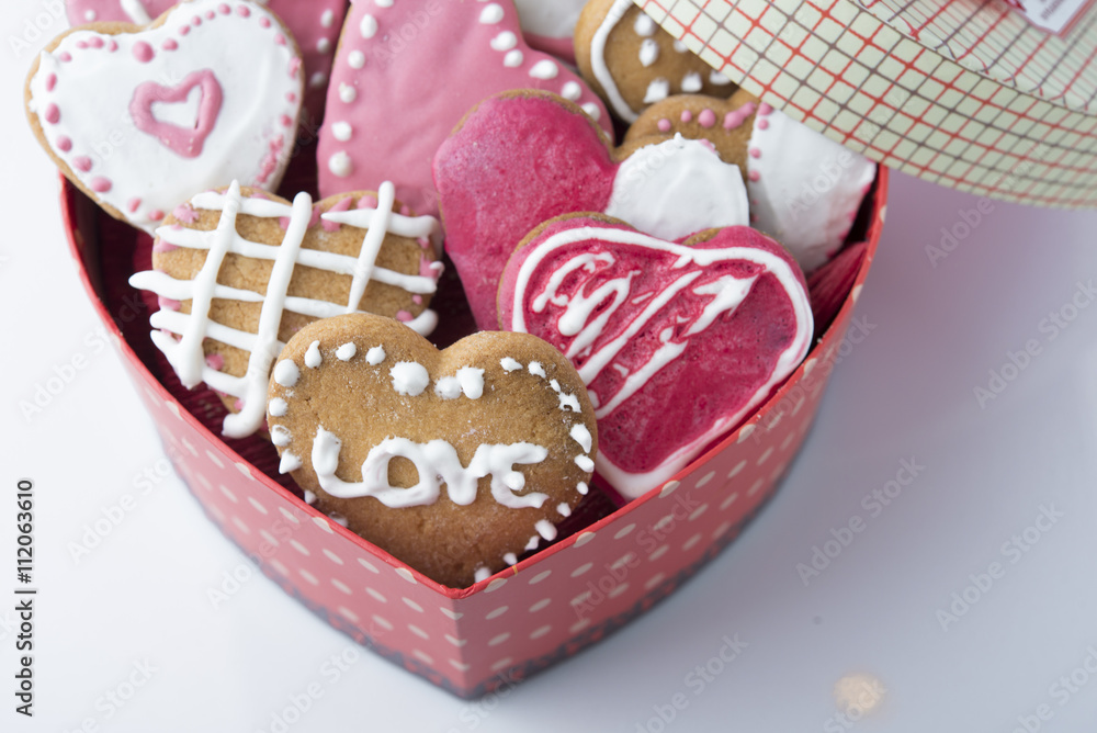 Red and Pink Heart Shaped Cookies with Icing Red and Pink Heart Shaped Cookies with Icing