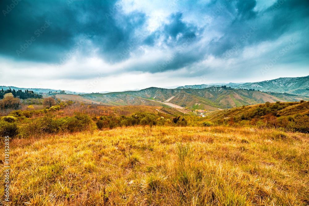 Fototapeta premium green rolling hills