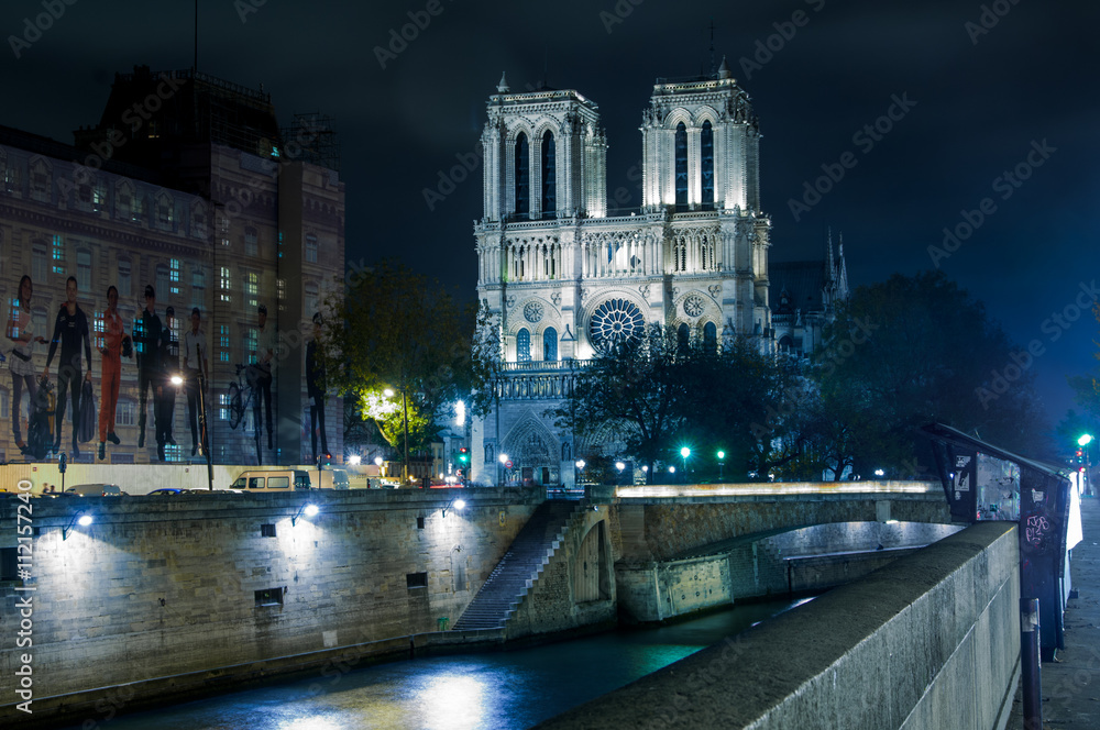 Naklejka premium Notre dame Cathedral, Paris, Ile de France, France..