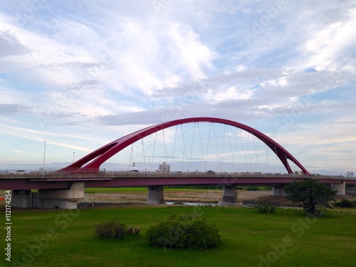 red arch bridge © ohira02
