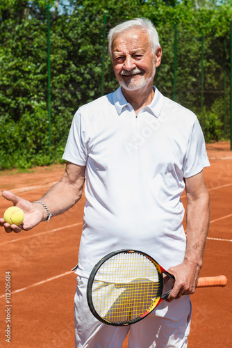Senior tennis player © Microgen