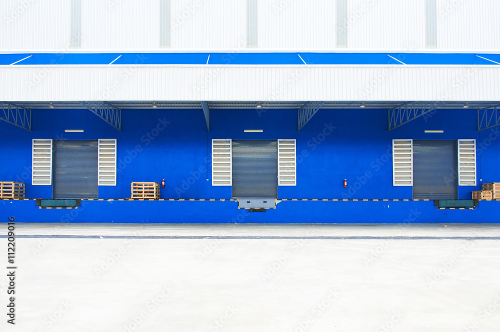 Distribution warehouse with gates for loading goods Distribution warehouse with gates for loading goods