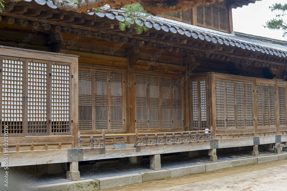 SEOUL,South Korea - MAY 24: Deoksugung Palace. MAY 24, 2016 in S SEOUL,South Korea - MAY 24: Deoksugung Palace. MAY 24, 2016 in S