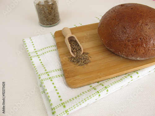 Kümmelbrot - Roggenmischbrot mit Kümmel photo