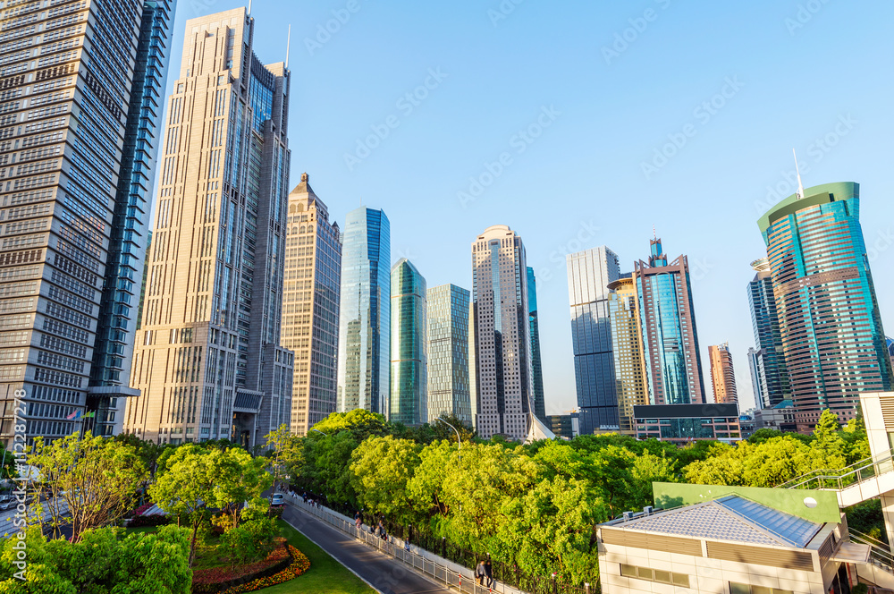 Fototapeta premium Parks and modern architecture