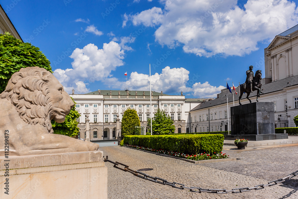 Fototapeta premium Presidential Palace (Pałac Prezydencki, 1643) in Warsaw, Poland. 